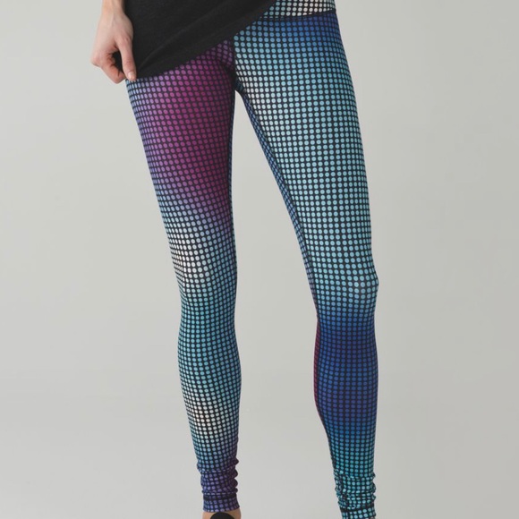 Lululamon atheletic pants - Picture 2 of 7